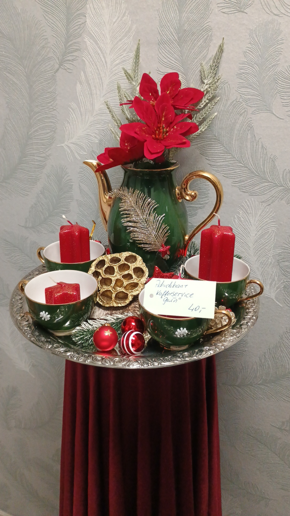 1083 - Adventskranz Kaffetassen Grün