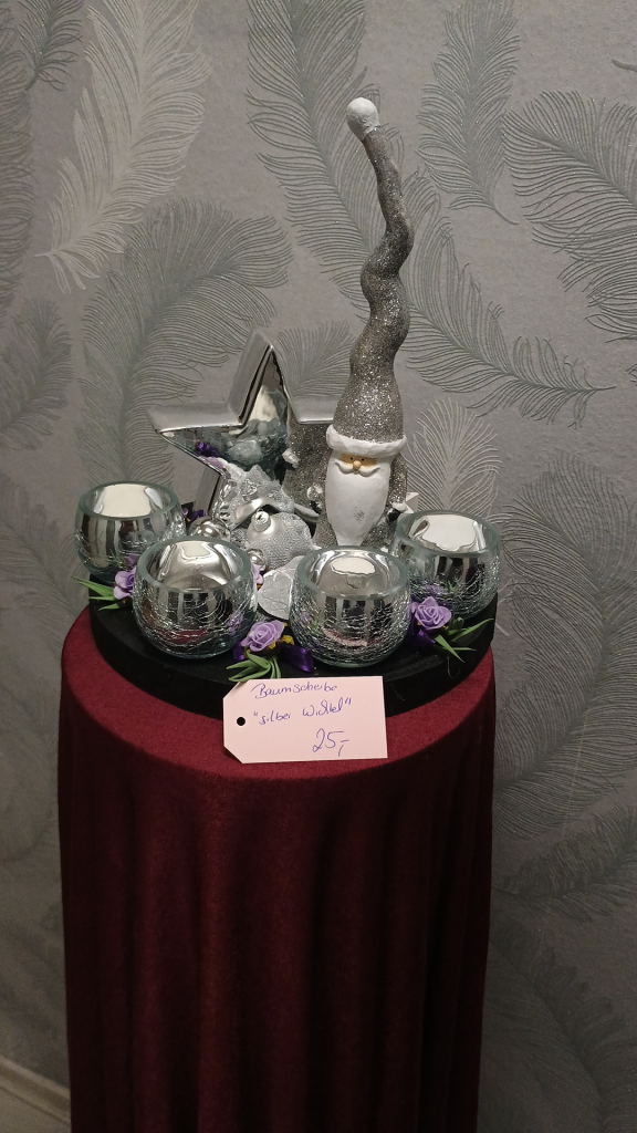 1104 - Baumscheibe Silber Wichtel