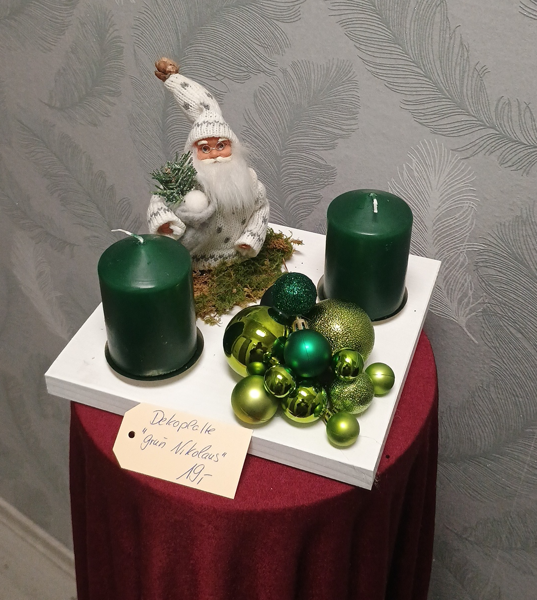 1108 - Dekoplatte Grün Nikolaus